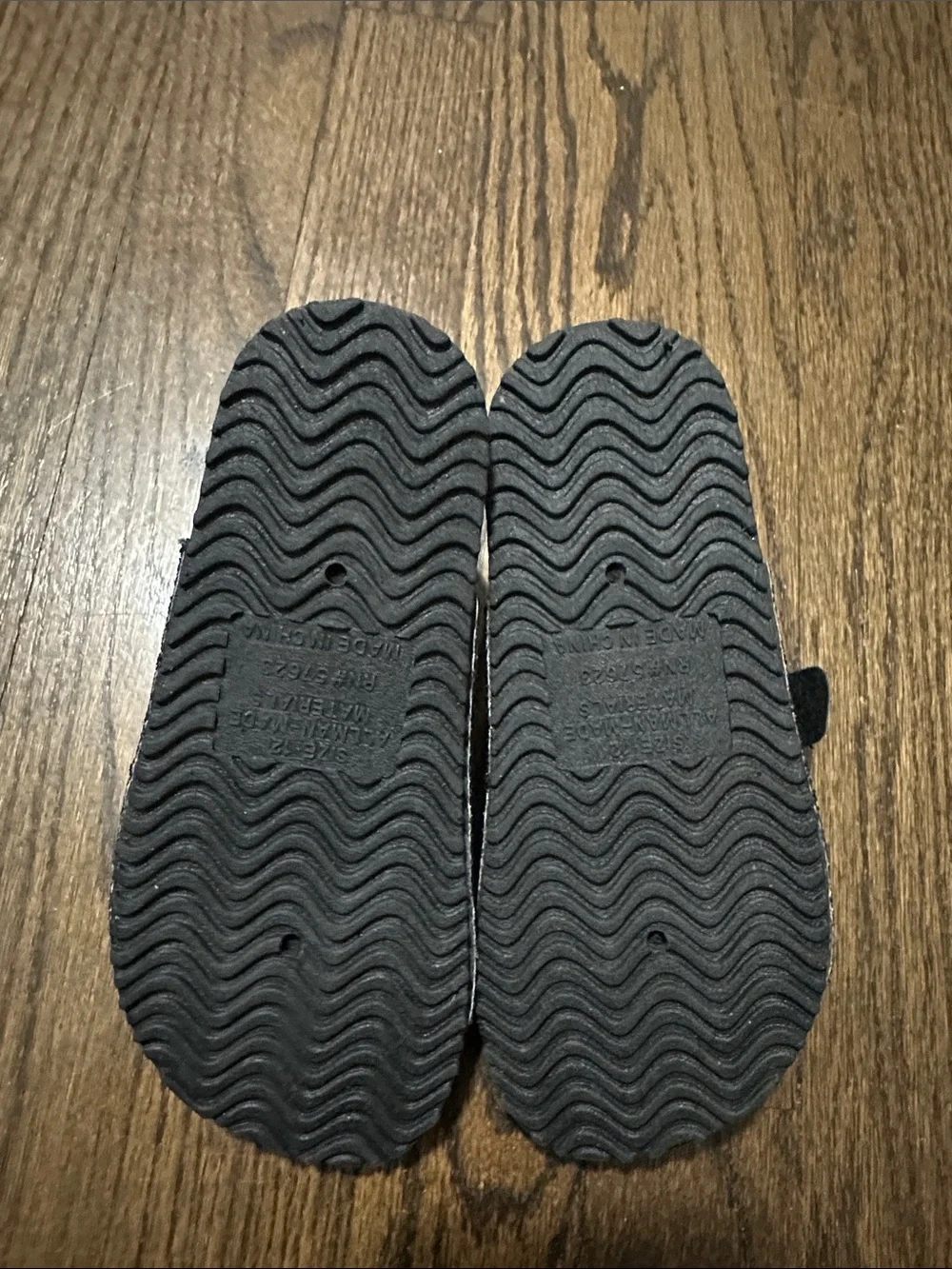 Extremely Me Glitter Little Girl Black Glitter Slide Sandals